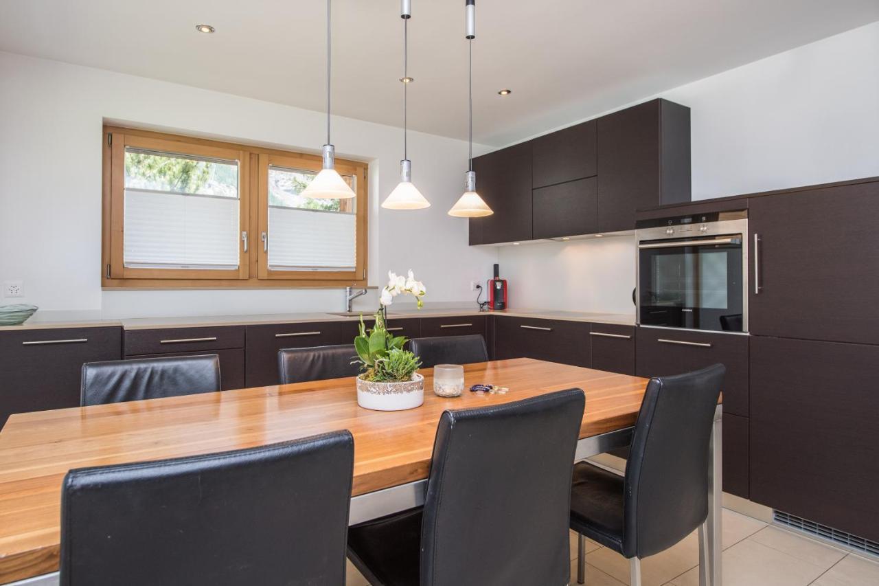 Ferienhaus Casa Luna Цермат Екстериор снимка